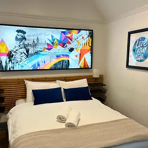  Hostal St Christopher's Reino Unido
